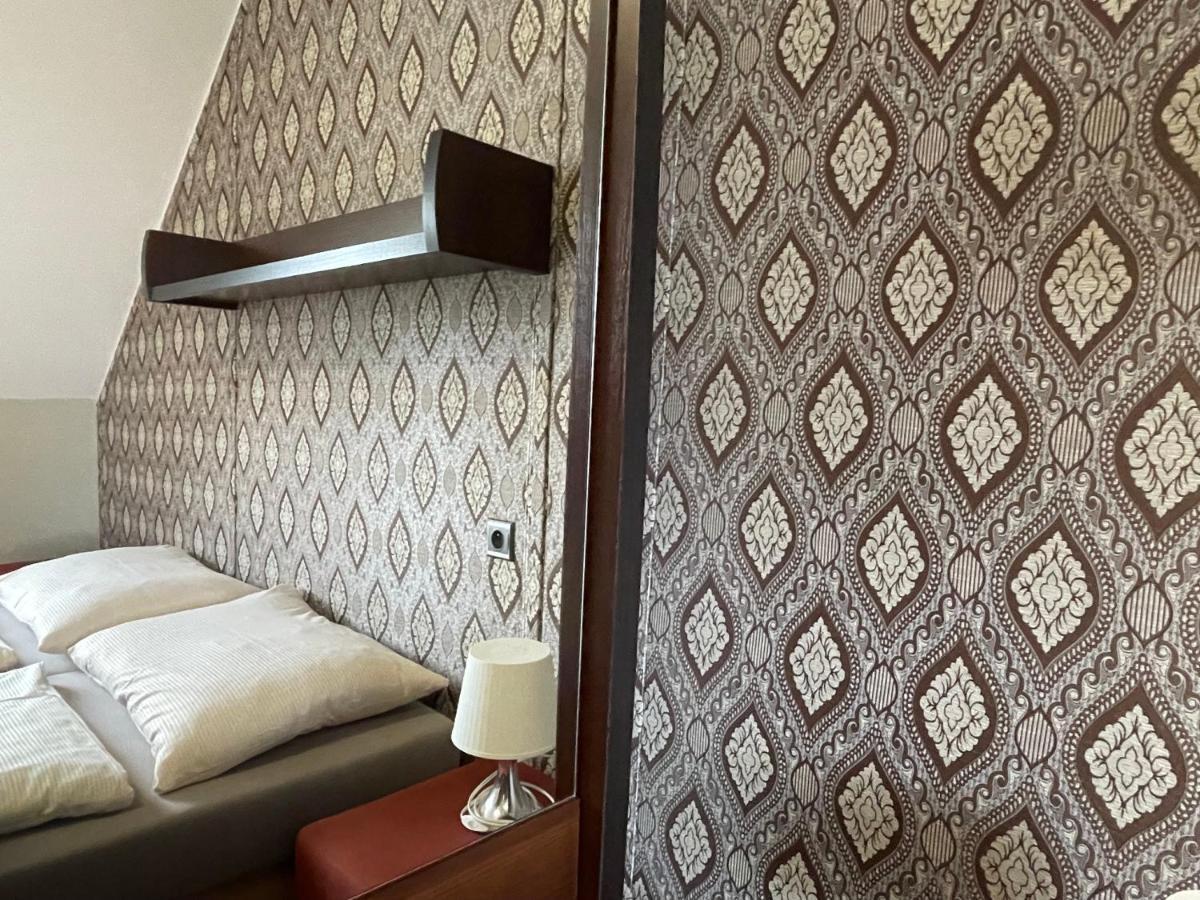 Hotel Veveri Veverska Bityska Ngoại thất bức ảnh